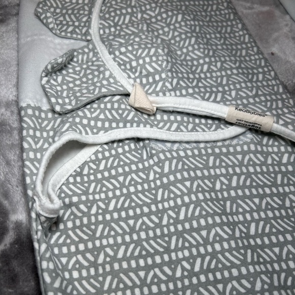 KeaBabies 3-Pack Soothe Swaddle Wraps- Printed Grey/Sage/White Size OS (0-3M) - Picture 3 of 16